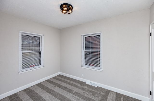 2721 Cornell Street, Des Moines, IA 50313