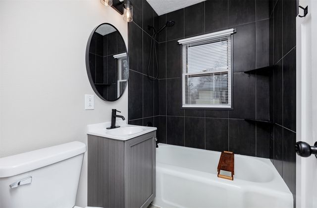 2721 Cornell Street, Des Moines, IA 50313