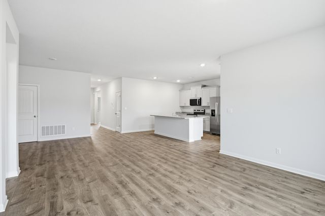 4206 SANDY HOLLOW LN S, Millington, TN 38053