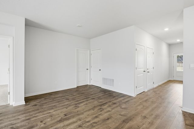 4206 SANDY HOLLOW LN S, Millington, TN 38053