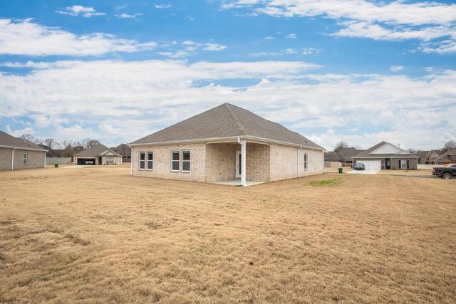 4206 SANDY HOLLOW LN S, Millington, TN 38053