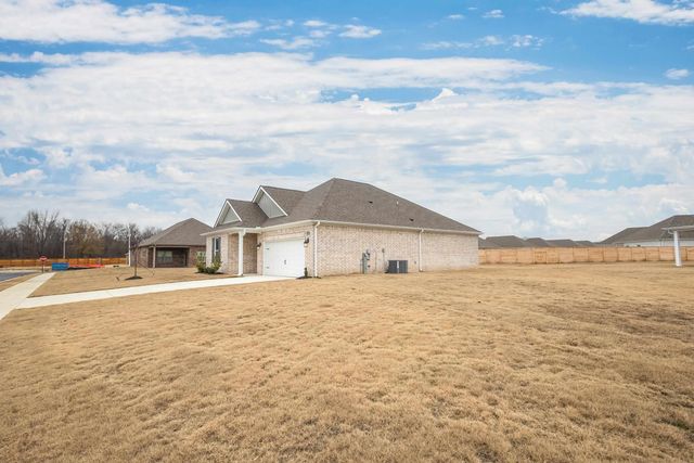 4206 SANDY HOLLOW LN S, Millington, TN 38053