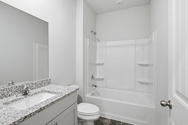 4206 SANDY HOLLOW LN S, Millington, TN 38053