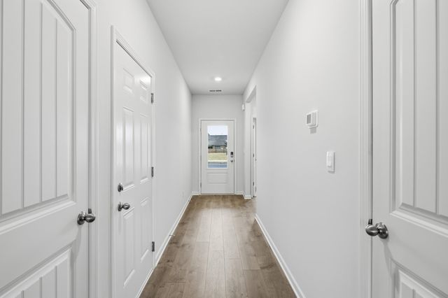 4206 SANDY HOLLOW LN S, Millington, TN 38053