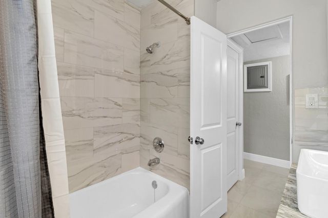 5838 SAGE DRIVE, Orlando, FL 32807