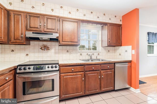1895 ESTHER DR, Carlisle, PA 17013