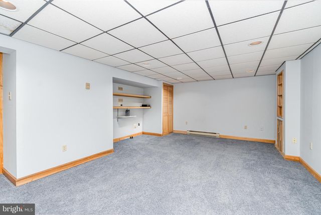 1895 ESTHER DR, Carlisle, PA 17013