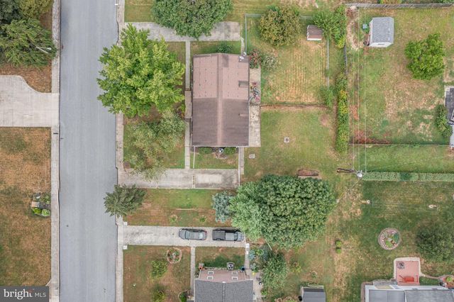1895 ESTHER DR, Carlisle, PA 17013