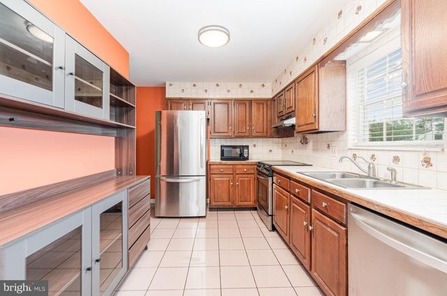 1895 ESTHER DR, Carlisle, PA 17013