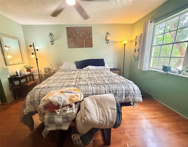 17991 SW 136th Ave, Miami, FL 33177