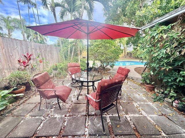 17991 SW 136th Ave, Miami, FL 33177