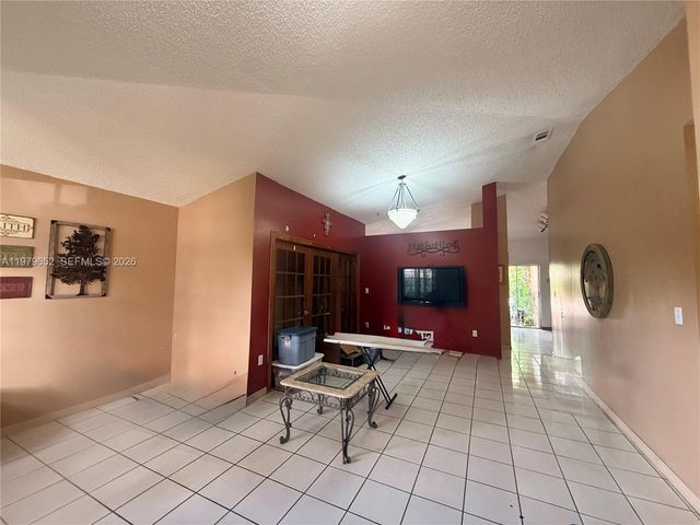 17991 SW 136th Ave, Miami, FL 33177