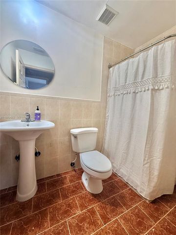 17991 SW 136th Ave, Miami, FL 33177