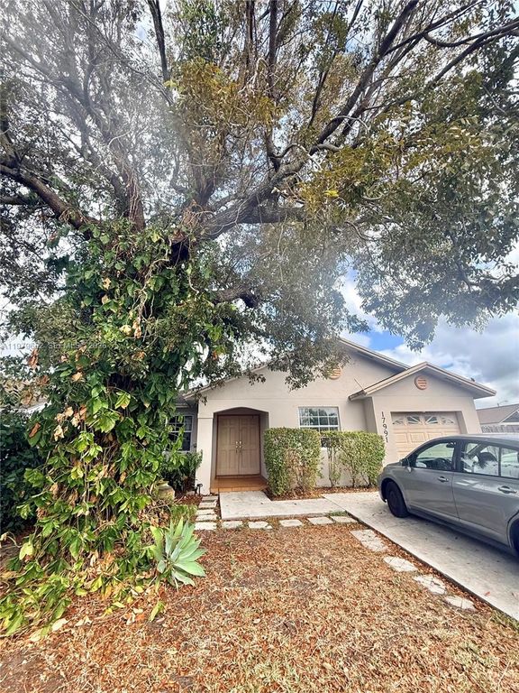 17991 SW 136th Ave, Miami, FL 33177