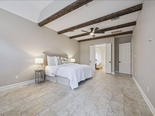 15415 Rocky Oak Court, Houston, TX 77059