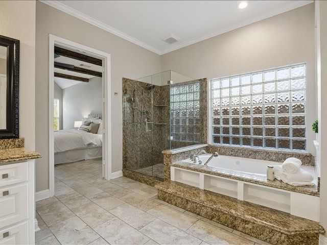 15415 Rocky Oak Court, Houston, TX 77059