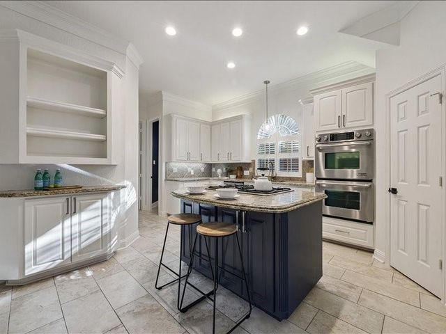 15415 Rocky Oak Court, Houston, TX 77059