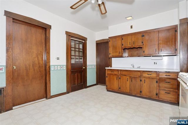 5 13th Street, Hawthorne, NJ 07506