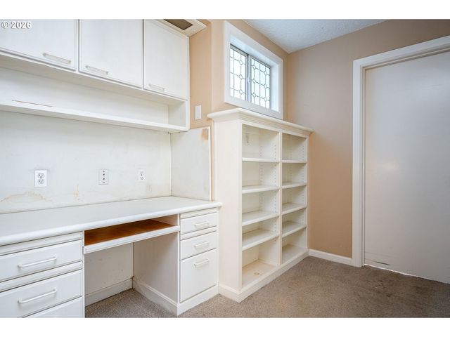 6700 N BOSTON Ave, Portland, OR 97217