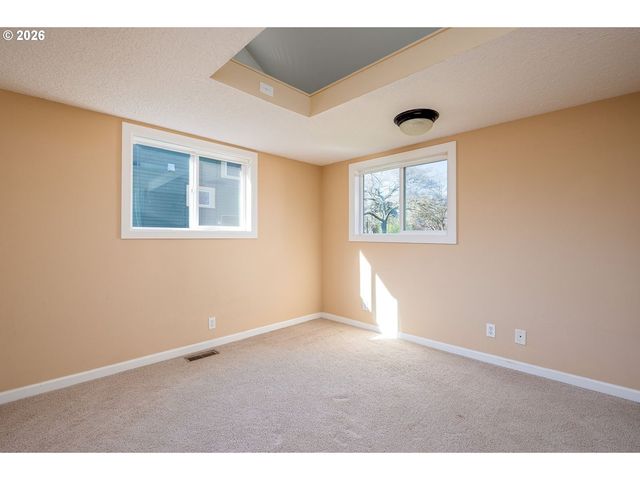 6700 N BOSTON Ave, Portland, OR 97217