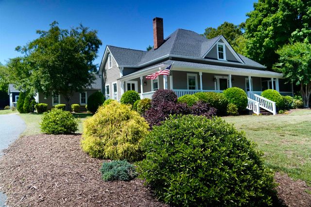 305 E Prince Road, Landrum, SC 29356