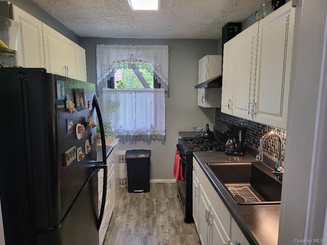 87-40 Francis Lewis A65, Queens Village, NY 11427