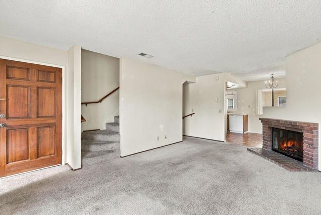 4515 College Way O, San Diego, CA 92115