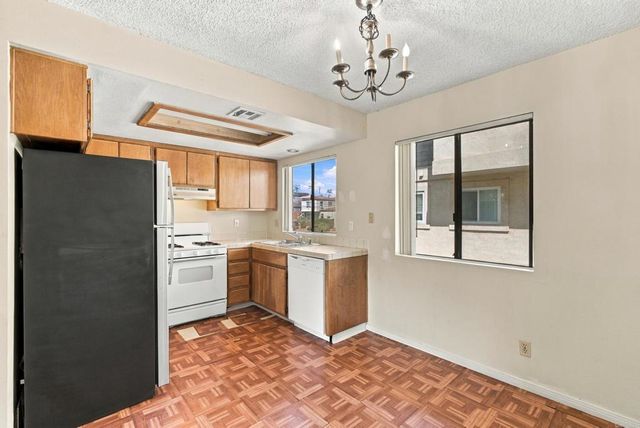 4515 College Way O, San Diego, CA 92115