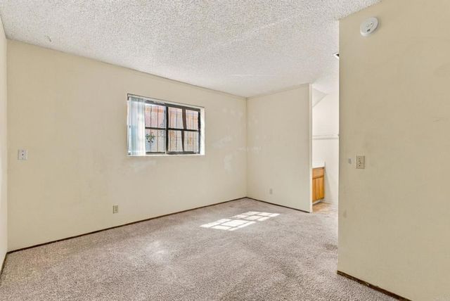 4515 College Way O, San Diego, CA 92115
