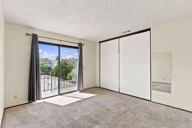 4515 College Way O, San Diego, CA 92115