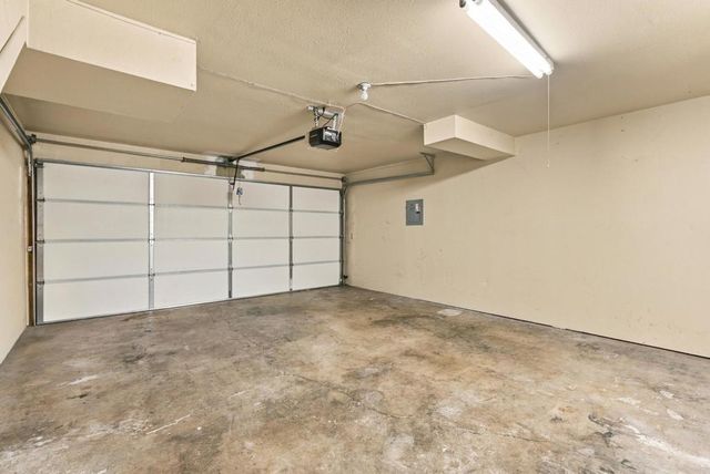 4515 College Way O, San Diego, CA 92115