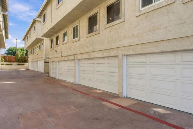 4515 College Way O, San Diego, CA 92115