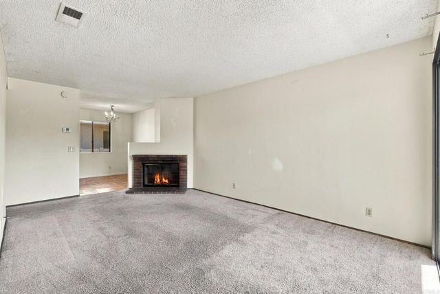 4515 College Way O, San Diego, CA 92115