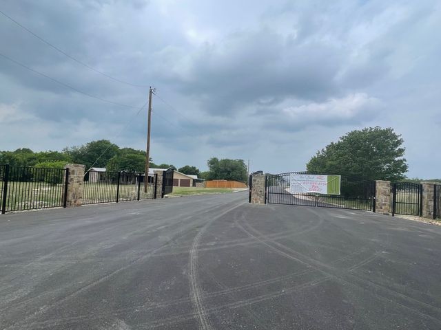 9614 Park Drive, Fort Worth, TX 76179