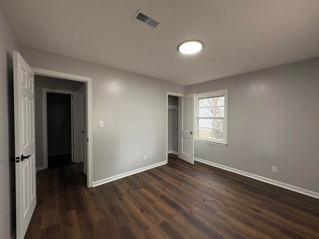 1712 S Erie Street, Wichita, KS 67211