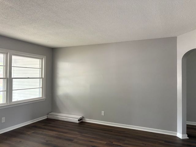 1712 S Erie Street, Wichita, KS 67211