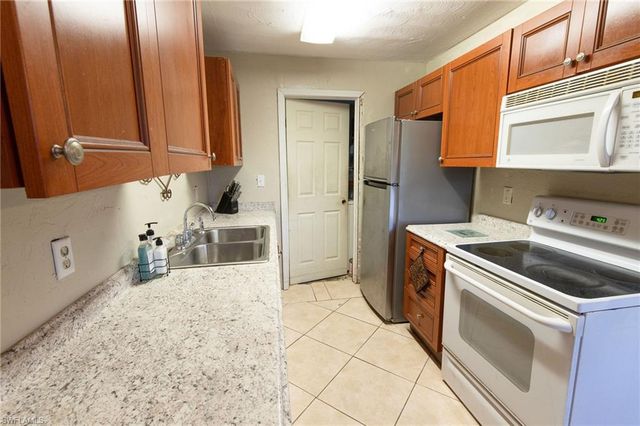 3721 Highland AVE, Fort Myers, FL 33916