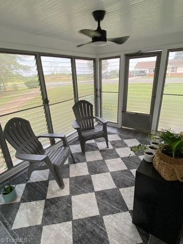 1779 Mountainview Road, King, NC 27021