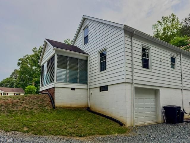 1779 Mountainview Road, King, NC 27021