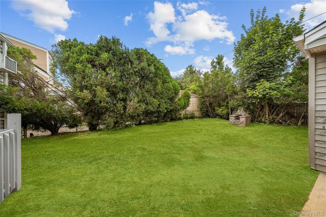 370 Locust Avenue, Uniondale, NY 11553
