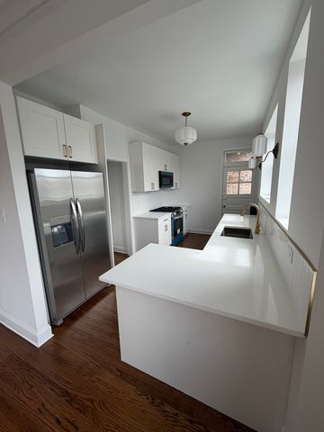 5333 S Dorchester Avenue 3A, Chicago, IL 60615