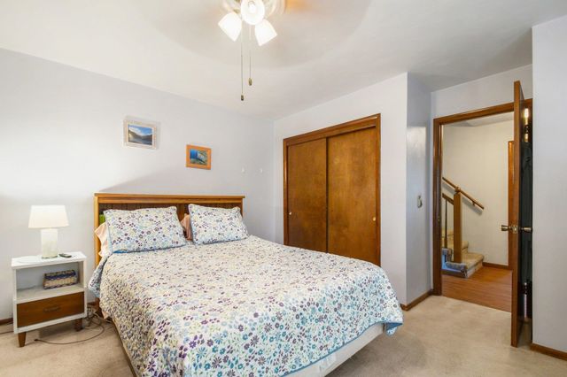 57058 Pine Road, South Bend, IN 46619