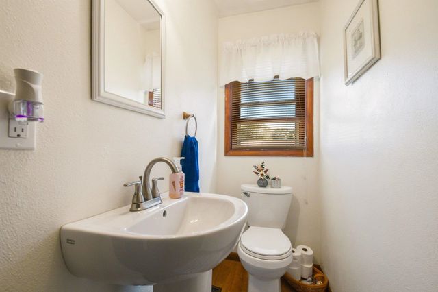 57058 Pine Road, South Bend, IN 46619