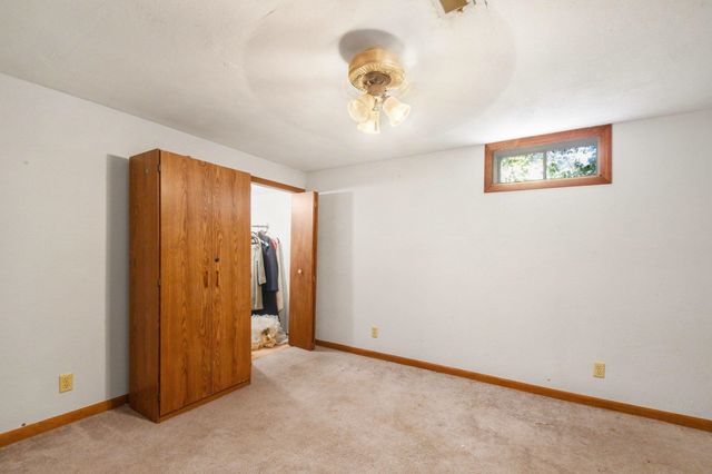 57058 Pine Road, South Bend, IN 46619
