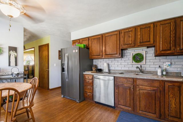 57058 Pine Road, South Bend, IN 46619