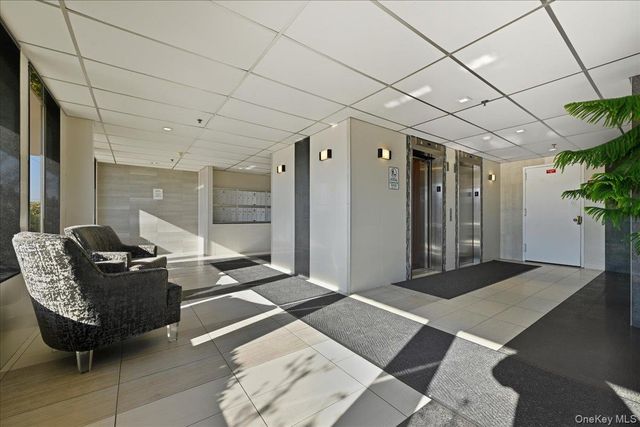 235 W Park Avenue 103, Long Beach, NY 11561