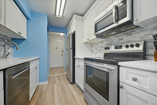 235 W Park Avenue 103, Long Beach, NY 11561