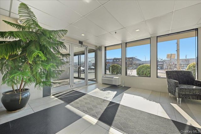 235 W Park Avenue 103, Long Beach, NY 11561