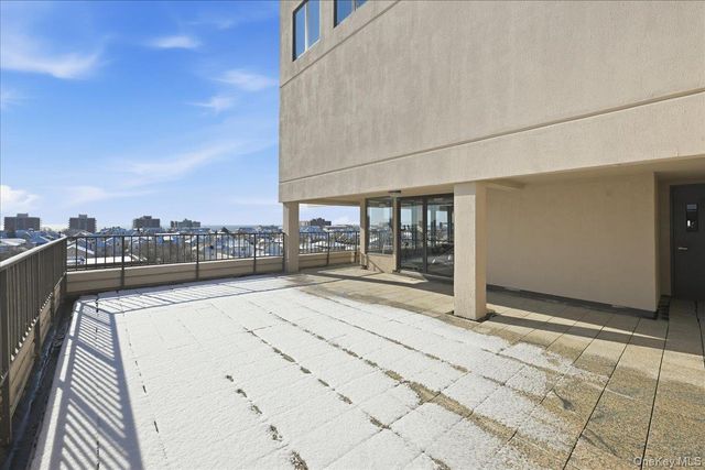 235 W Park Avenue 103, Long Beach, NY 11561