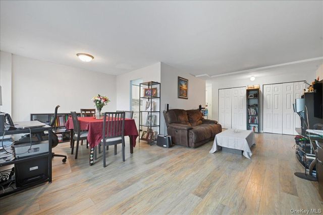 235 W Park Avenue 103, Long Beach, NY 11561